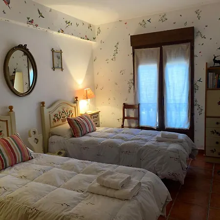 La Casa De Paloma En La Plaza Encanto Historico Apartment Riaza